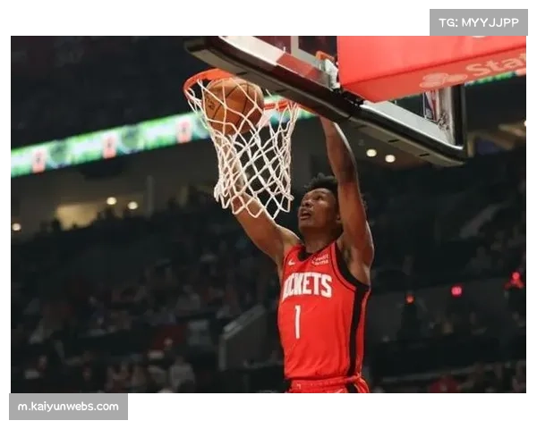 阿门汤普森12中11高效26分 火箭转换进攻节奏掌控 阿门汤普森12中11高效26分 火箭转换进攻节奏掌控